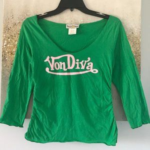 🇺🇸Jenna & Jessie "Von Diva" Shirt (NWOT)